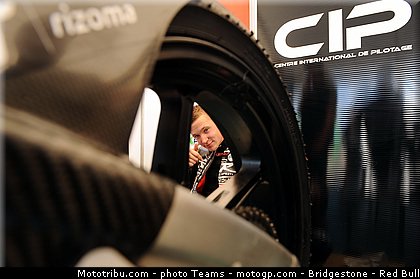 moto3_techer_0007_japon_motegi_2012.jpg