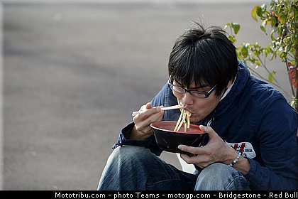 motogp_ambiance_0014_japon_motegi_2012.jpg