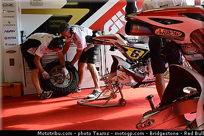 motogp_bradl_0021_japon_motegi_2012.jpg