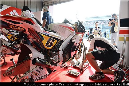 motogp_bradl_0023_japon_motegi_2012.jpg