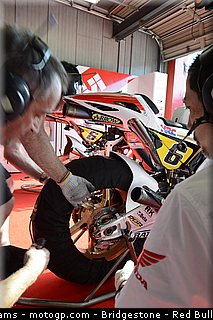 motogp_bradl_0025_japon_motegi_2012.jpg
