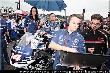 motogp_de_puniet_0011_japon_motegi_2012.jpg