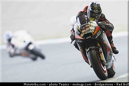 motogp_edwards_0004_japon_motegi_2012.jpg