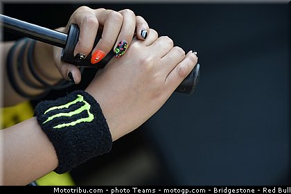 motogp_pitbabe_0014_japon_motegi_2012.jpg