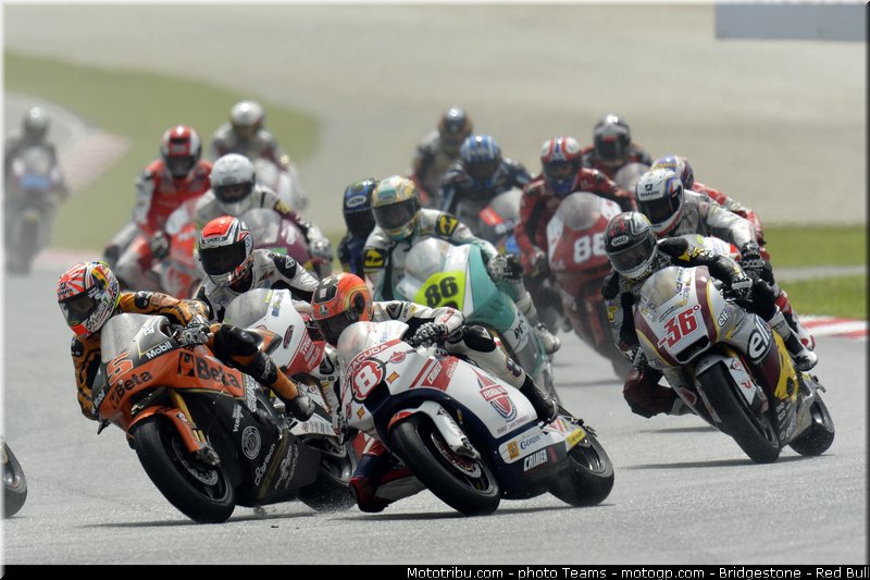 moto2_0008_malaisie_sepang_2012