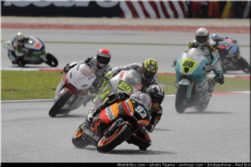 moto2_0011_malaisie_sepang_2012