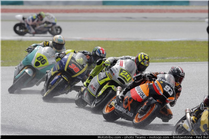 moto2_0013_malaisie_sepang_2012