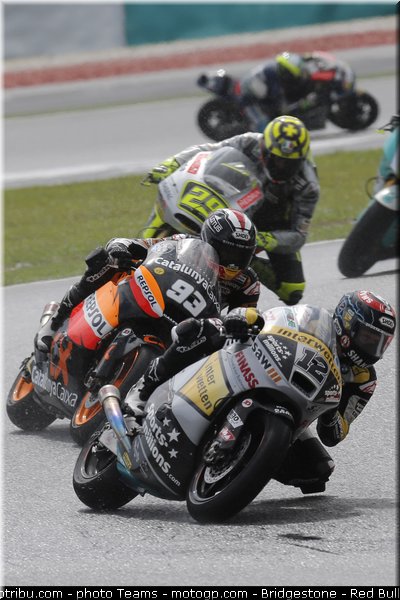 moto2_0014_malaisie_sepang_2012