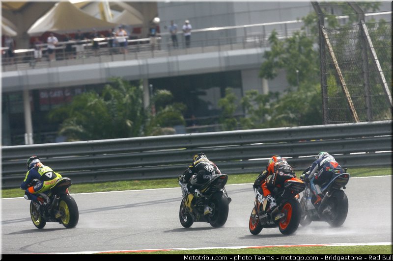 moto2_0036_malaisie_sepang_2012