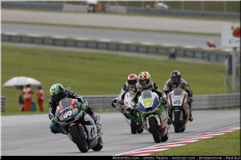 moto2_0048_malaisie_sepang_2012