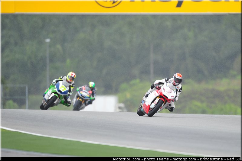 moto2_0063_malaisie_sepang_2012