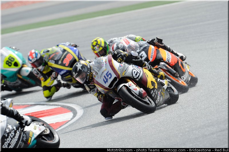 moto2_0068_malaisie_sepang_2012