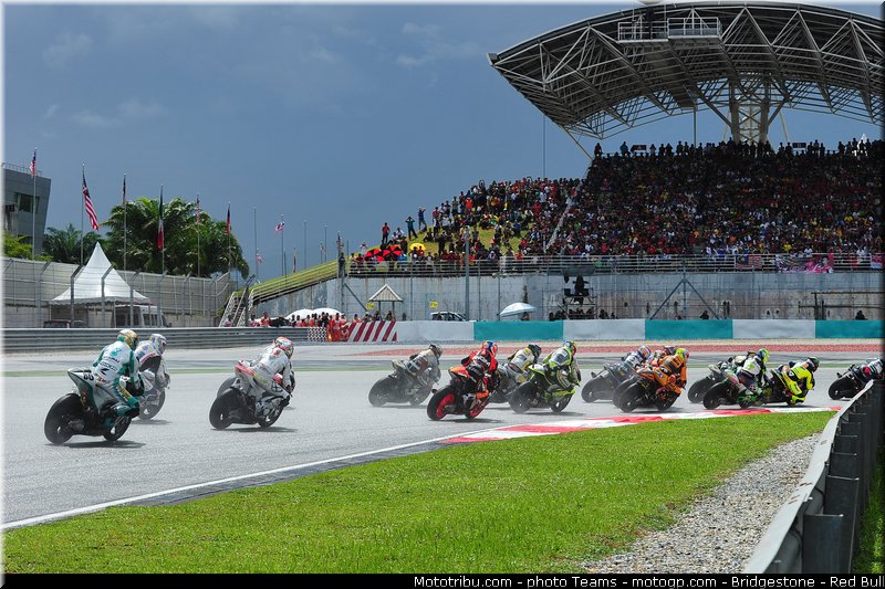moto2_0072_malaisie_sepang_2012