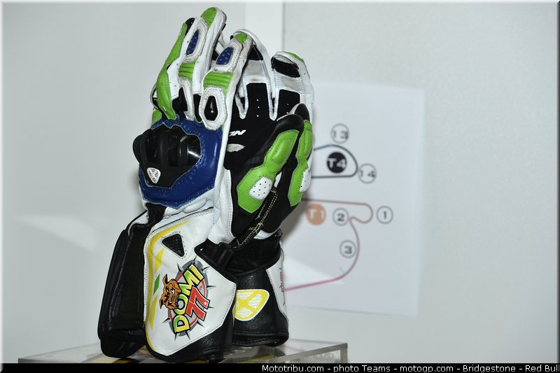 moto2_aegerter_0007_malaisie_sepang_2012