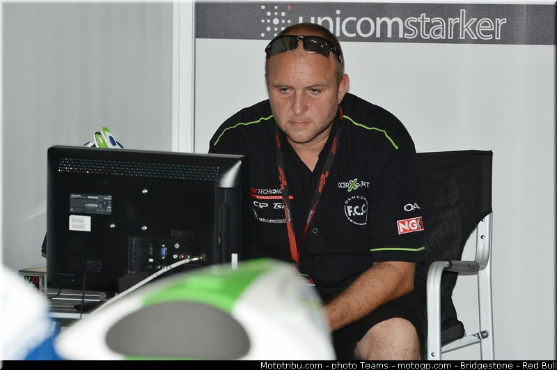 moto2_aegerter_0009_malaisie_sepang_2012