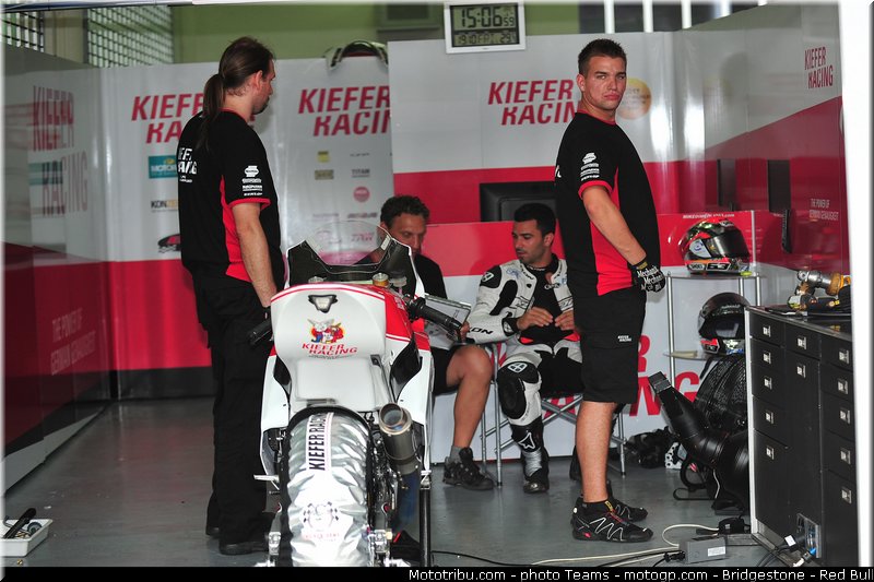 moto2_dimeglio_0031_malaisie_sepang_2012
