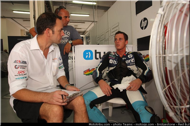 moto2_espargaro_p_0001_malaisie_sepang_2012