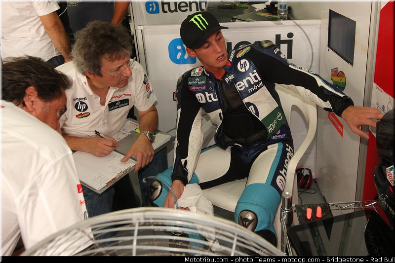 moto2_espargaro_p_0004_malaisie_sepang_2012