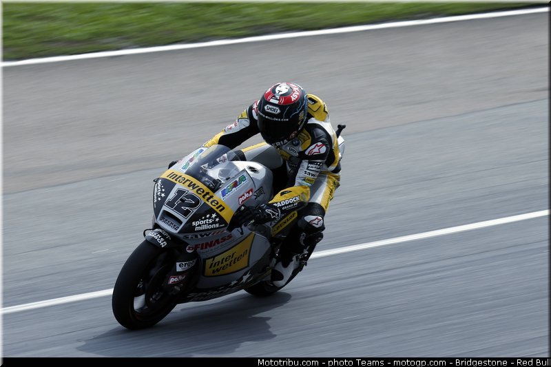 moto2_luthi_0007_malaisie_sepang_2012