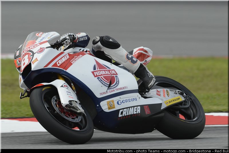 moto2_rea_0003_malaisie_sepang_2012