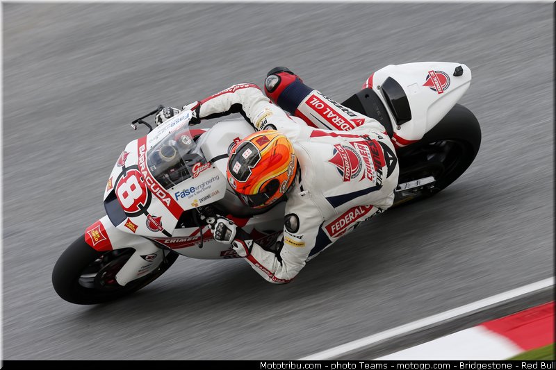 moto2_rea_0005_malaisie_sepang_2012