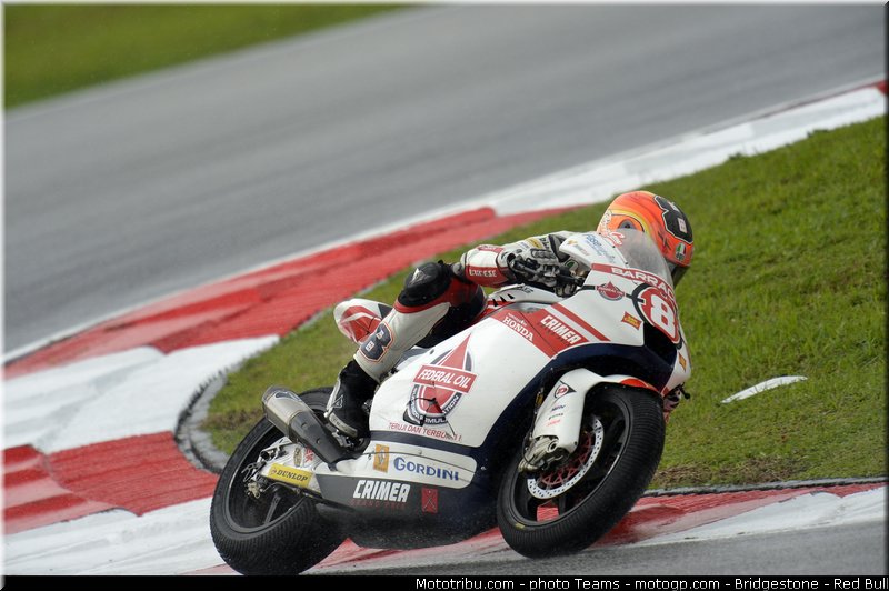 moto2_rea_0019_malaisie_sepang_2012