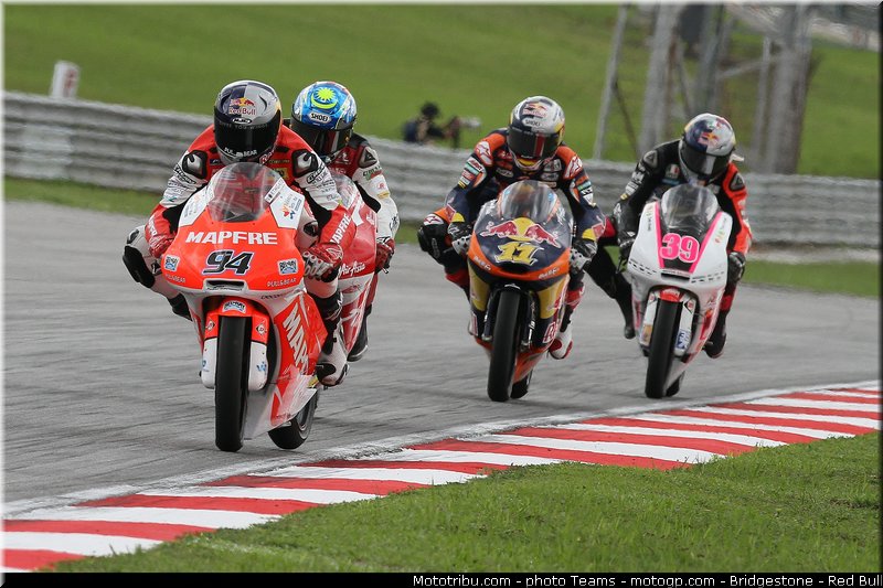 moto3_0017_malaisie_sepang_2012