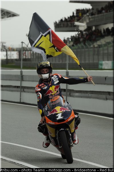 moto3_cortese_0010_malaisie_sepang_2012