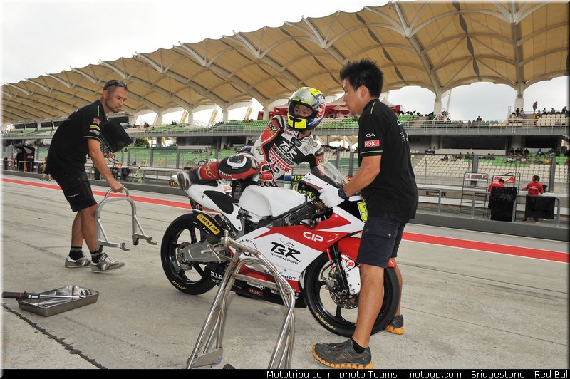 moto3_fuji_0009_malaisie_sepang_2012