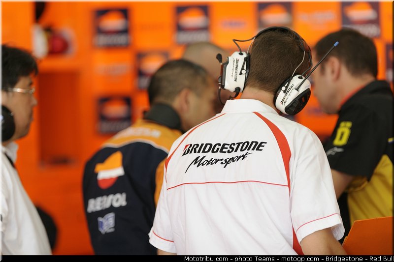 motogp_bridgestone_0003_malaisie_sepang_2012