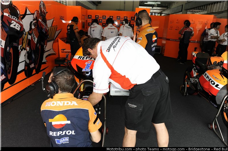 motogp_bridgestone_0008_malaisie_sepang_2012