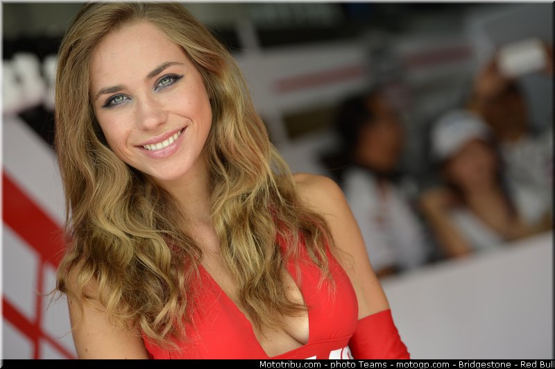 motogp_pitbabe_0010_malaisie_sepang_2012