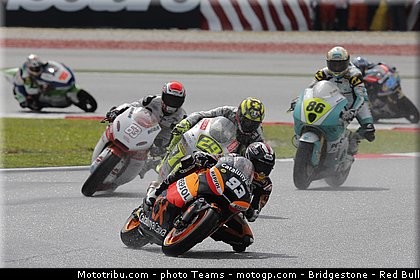 moto2_0011_malaisie_sepang_2012.jpg