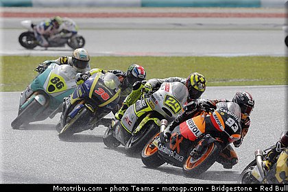 moto2_0013_malaisie_sepang_2012.jpg
