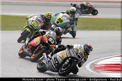 moto2_0015_malaisie_sepang_2012.jpg