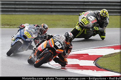 moto2_0017_malaisie_sepang_2012.jpg