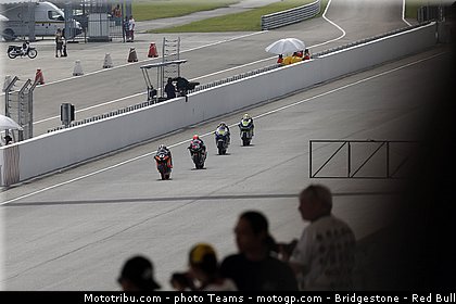 moto2_0022_malaisie_sepang_2012.jpg