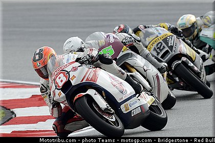 moto2_0024_malaisie_sepang_2012.jpg