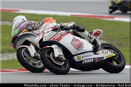 moto2_0027_malaisie_sepang_2012.jpg