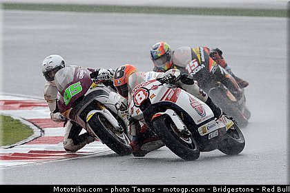 moto2_0030_malaisie_sepang_2012.jpg