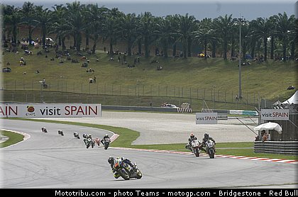 moto2_0037_malaisie_sepang_2012.jpg