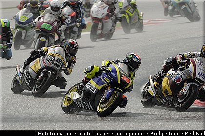 moto2_0042_malaisie_sepang_2012.jpg
