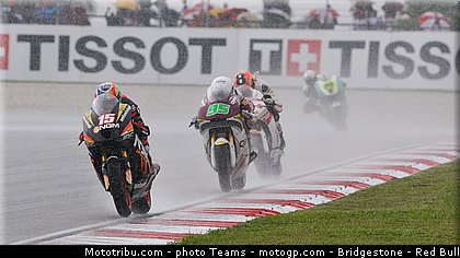 moto2_0050_malaisie_sepang_2012.jpg