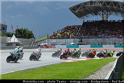 moto2_0072_malaisie_sepang_2012.jpg