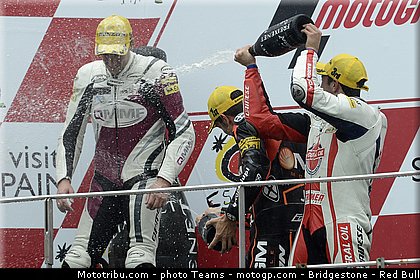 moto2_0074_malaisie_sepang_2012.jpg