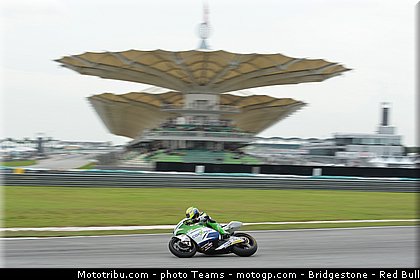 moto2_aegerter_0018_malaisie_sepang_2012.jpg