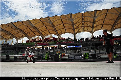 moto2_dimeglio_0027_malaisie_sepang_2012.jpg