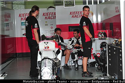 moto2_dimeglio_0031_malaisie_sepang_2012.jpg
