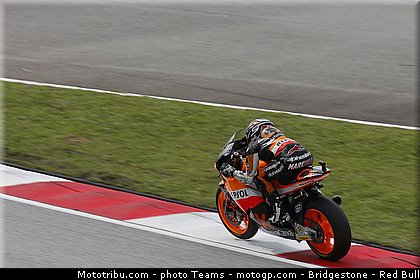 moto2_marquez_0016_malaisie_sepang_2012.jpg