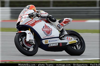 moto2_rea_0008_malaisie_sepang_2012.jpg